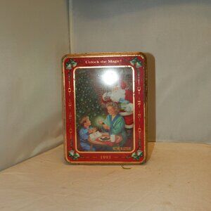 Oreo Christmas tin from 1993